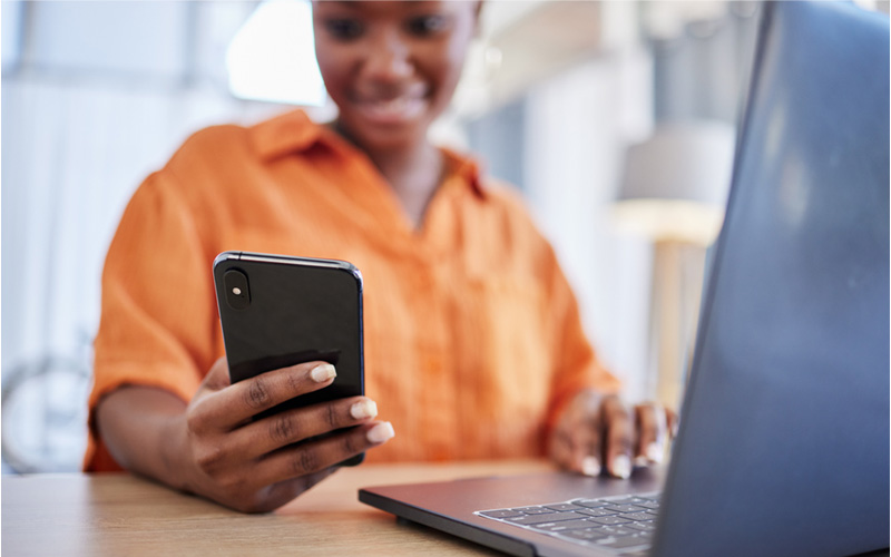 Aplicativos essenciais para quem usa o celular para trabalho